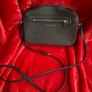 Michael kors crossbody. Black